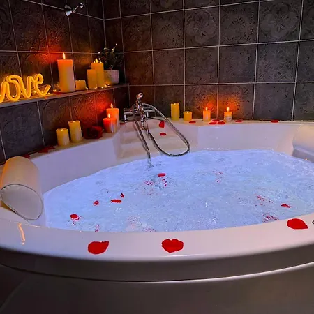 Διαμέρισμα Le Romantique, Spa, Ecran Cinema, Lit King Size, Day Use, 10 Min Centre *