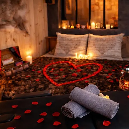 Le Romantique, Spa, Ecran Cinema, Lit King Size, Day Use, 10 Min Centre * Amiens