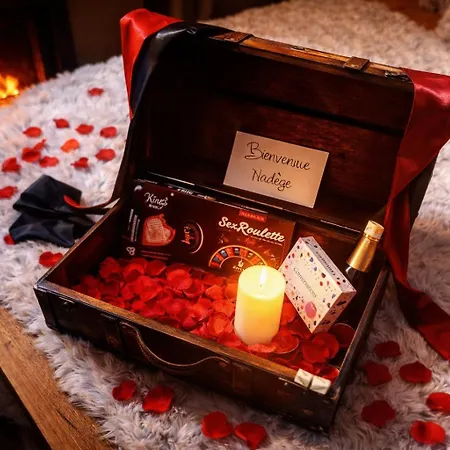 公寓 Le Romantique, Spa, Ecran Cinema, Lit King Size, Day Use, 10 Min Centre *